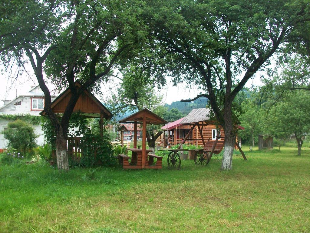 Pidkova Villa เวอร์คอฟเวอนา ภายนอก รูปภาพ